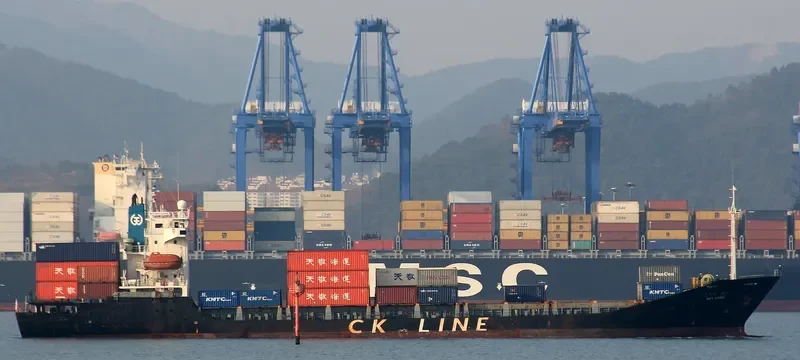 SWAN LAKE Container Ship IMO 9158862 photo 10