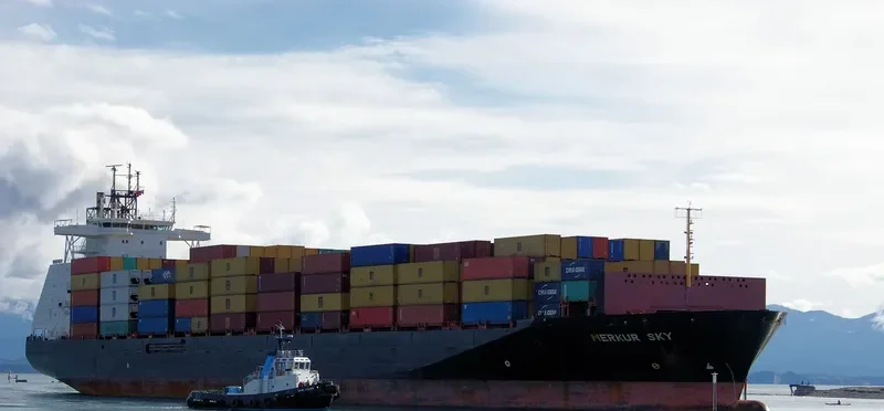 M SKY Container Ship IMO 9158977 photo 9