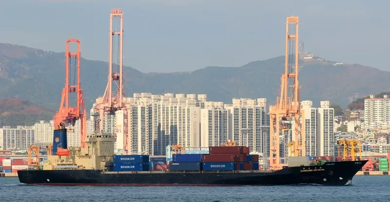 HANSUNG INCHEON Container Ship IMO 9159335 photo 5