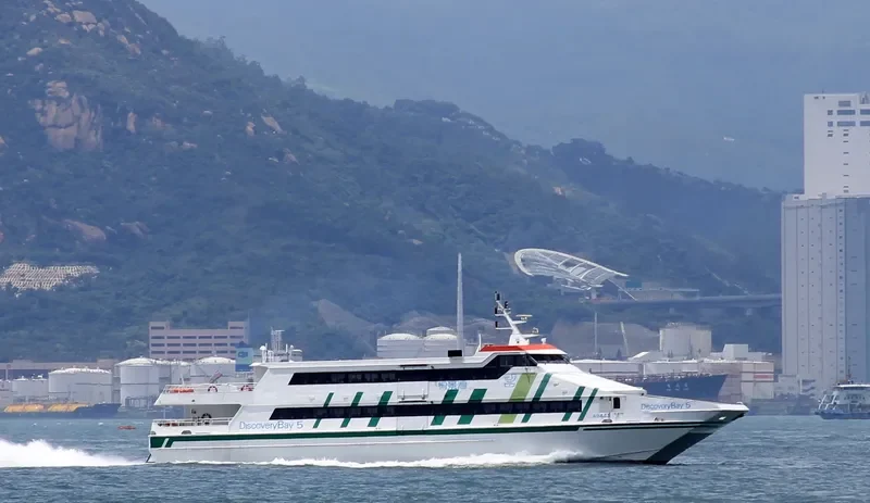 DISCOVERY BAY 5 Passenger Ship IMO 9160451 photo 10