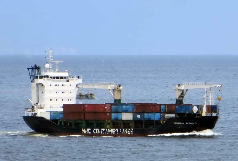GENERAL ROMULO Container Ship IMO 9160499 photo 8