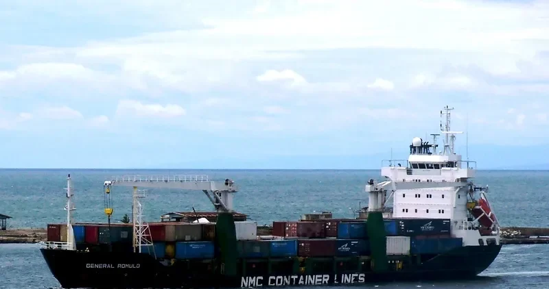 GENERAL ROMULO Container Ship IMO 9160499 photo 10
