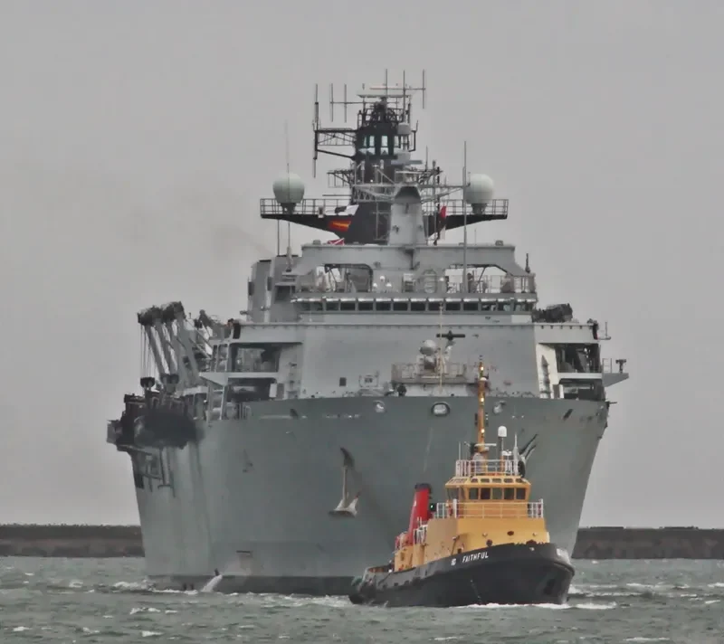 HMS ALBION General Cargo IMO 9160592 photo 8