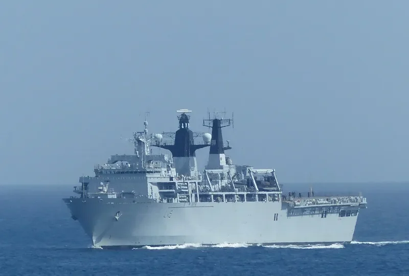 HMS BULWARK General Cargo IMO 9160607 photo 2