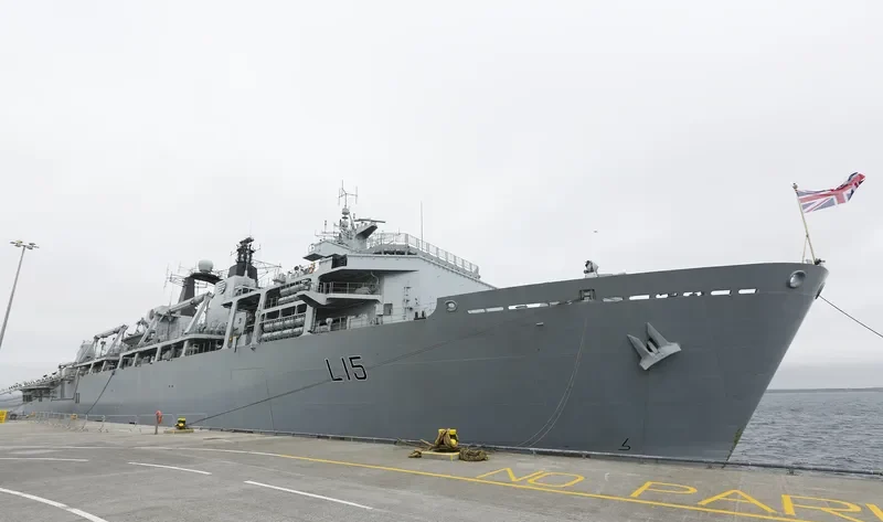 HMS BULWARK General Cargo IMO 9160607 photo 4