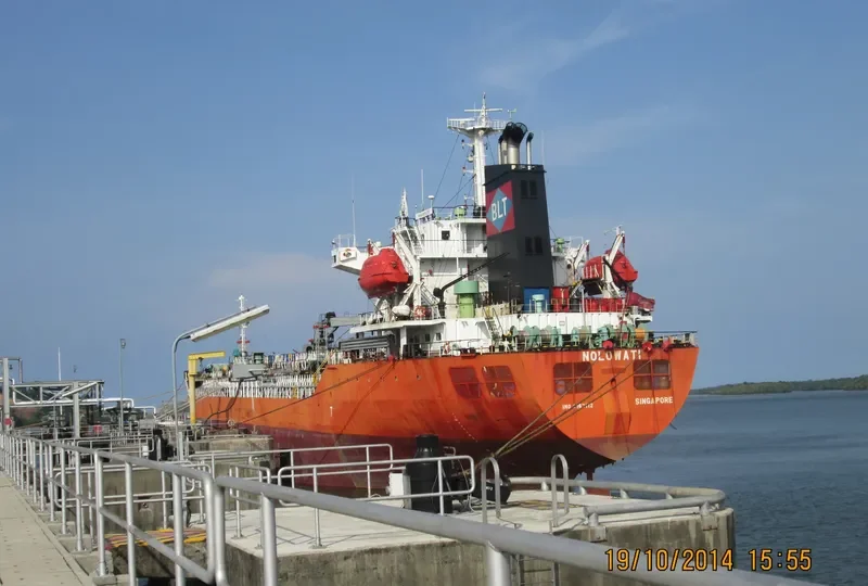 PARAMITA Tanker IMO 9162112 photo 4