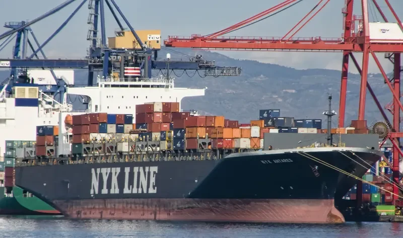 LESOTHO Container Ship IMO 9162485 photo 2