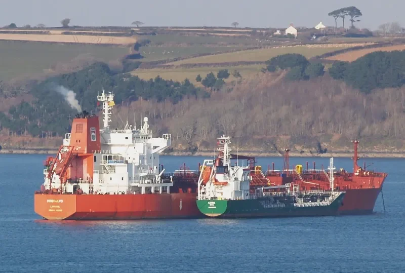 BLUE SPRING Tanker IMO 9162502 photo 9