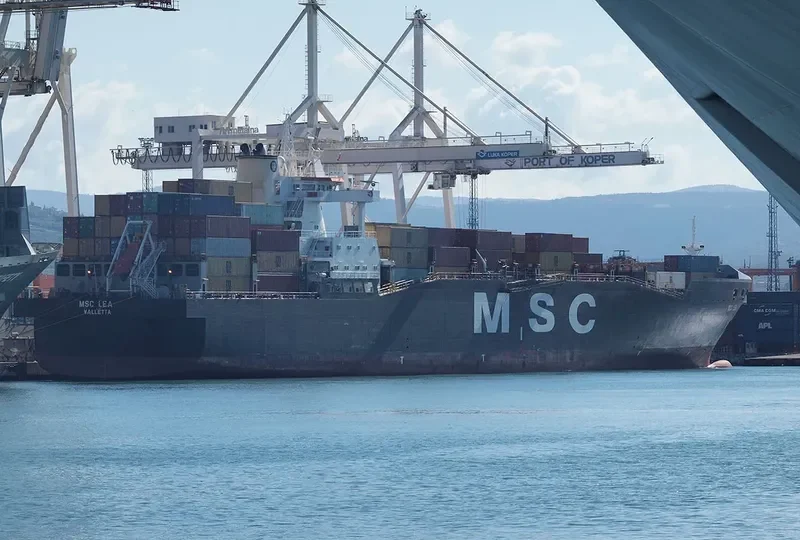 MSC LEA Container Ship IMO 9162643 photo 7