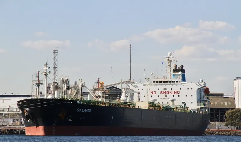 SALAMIS Tanker IMO 9165281