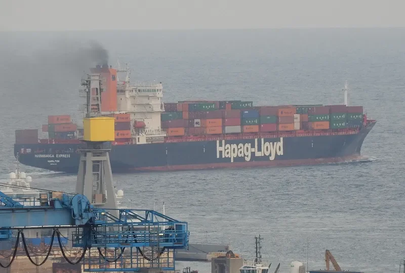 MISSISSAUGA EXPRESS Container Ship IMO 9165358 photo 4