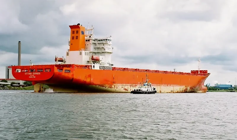 OTTAWA EXPRESS Container Ship IMO 9165360 photo 3