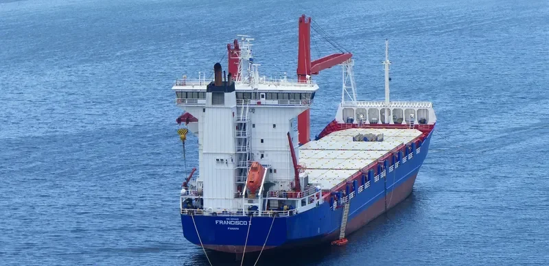 MTT TANJUNG MANIS Container Ship IMO 9165449 photo 8