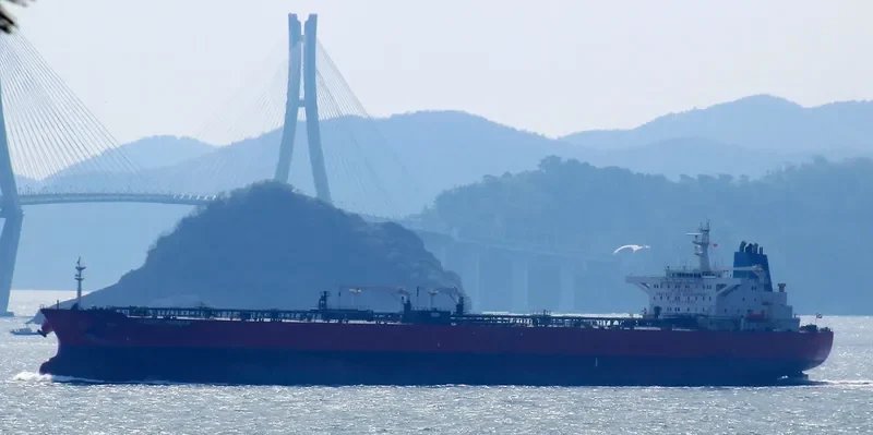 PACIFIC PIONEER Tanker IMO 9167033 photo 4