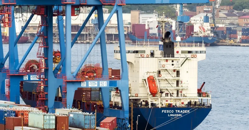 FESCO TRADER Container Ship IMO 9168233 photo 4