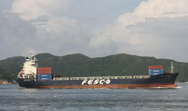 VICTORY VOYAGER Container Ship IMO 9168245 photo 7