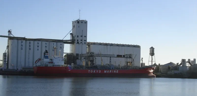 MAPLE Tanker IMO 9168477 photo 9