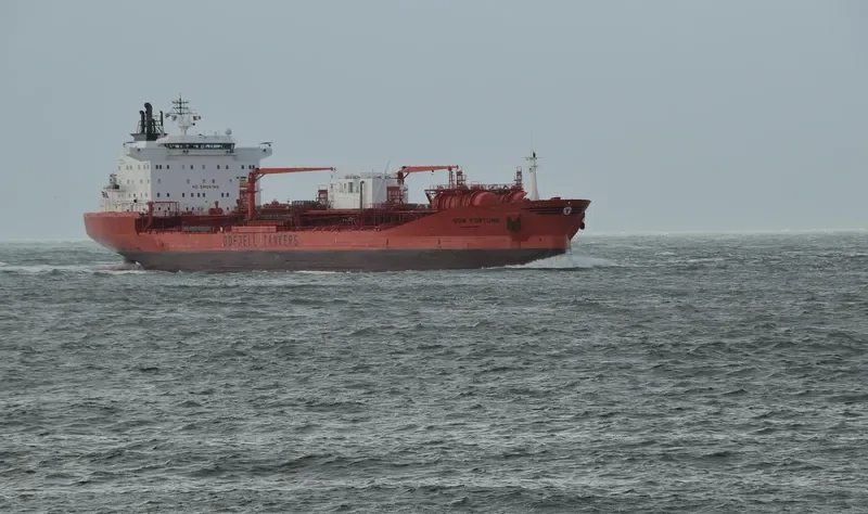 BOW FORTUNE Tanker IMO 9168635 photo 2