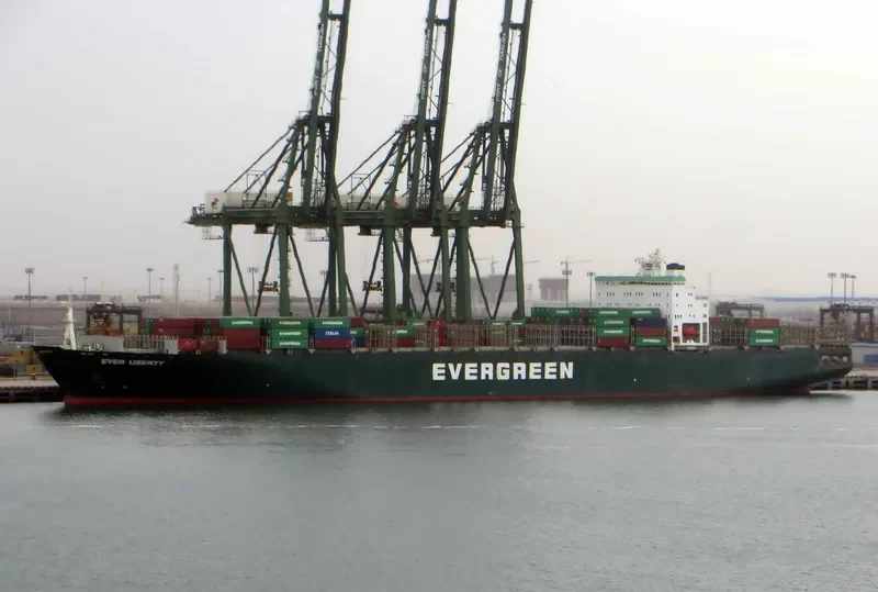 EVER UBERTY Container Ship IMO 9168831 photo 6