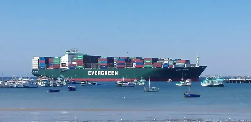 EVER UNIFIC Container Ship IMO 9168843 photo 2