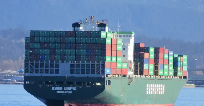 EVER UNIFIC Container Ship IMO 9168843 photo 4