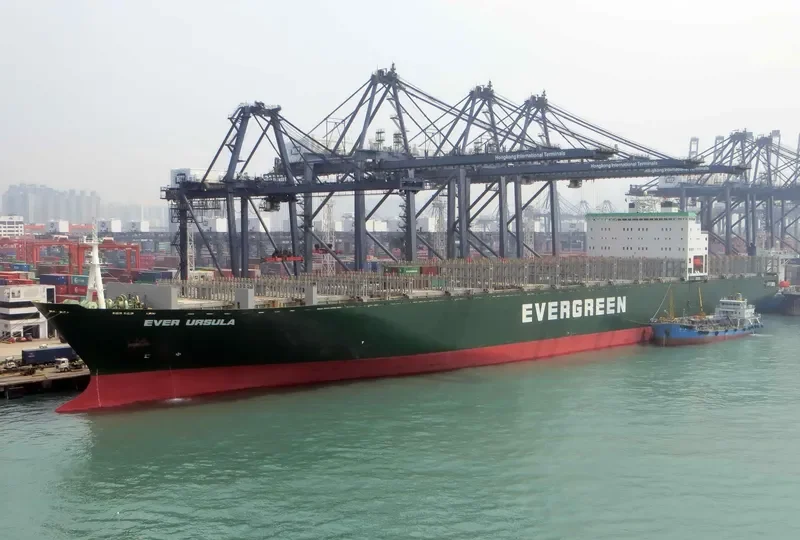 EVER URSULA Container Ship IMO 9168867 photo 4