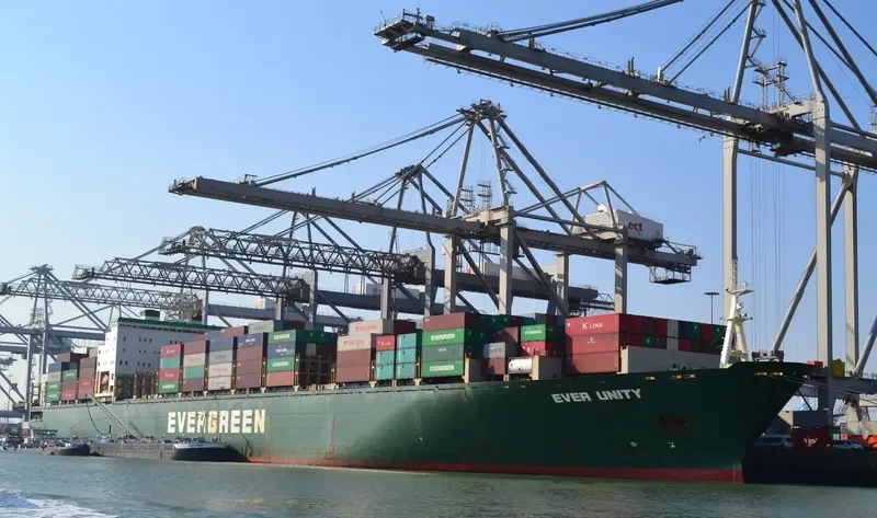 EVER UNITY Container Ship IMO 9169158 photo 6