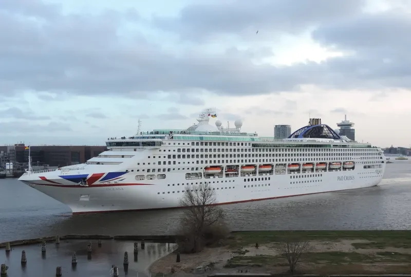 QUEEN OF THE OCEANS Passenger Ship IMO 9169550 photo 7