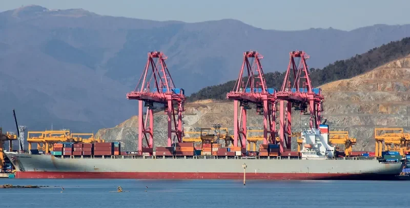 VAN AMAZONAS Container Ship IMO 9172569 photo 5