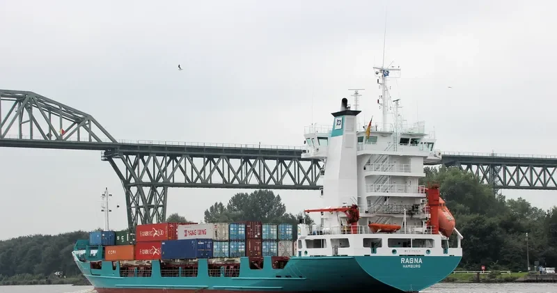 RAGNA Container Ship IMO 9173329 photo 10