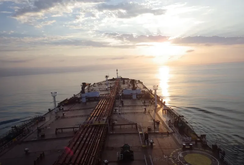 MARAN GEMINI Tanker IMO 9174218 photo 5