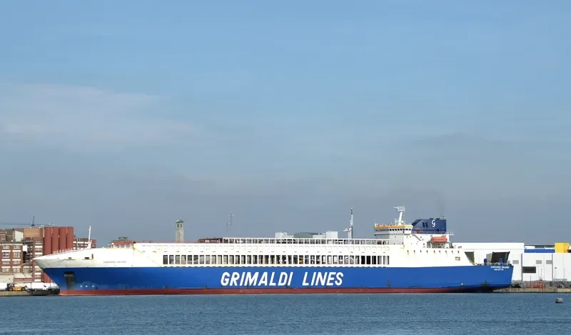 EUROCARGO SALERNO Ro-Ro IMO 9175494 photo 9