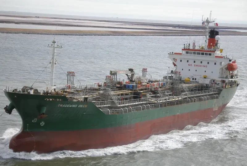 LAUREL Tanker IMO 9175729 photo 2
