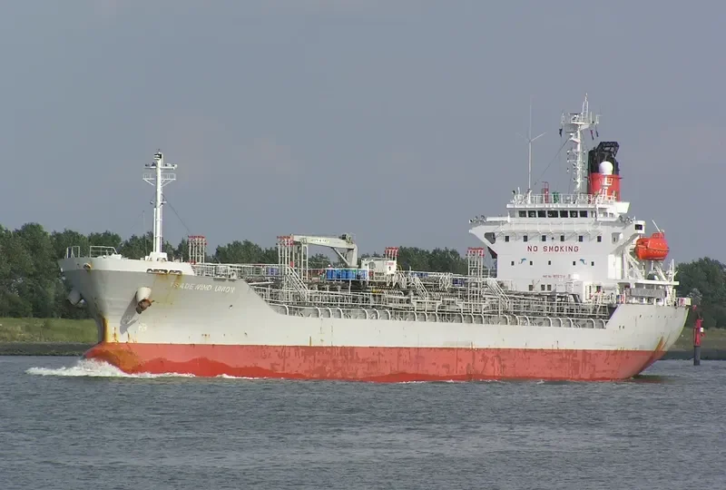 LAUREL Tanker IMO 9175729 photo 8