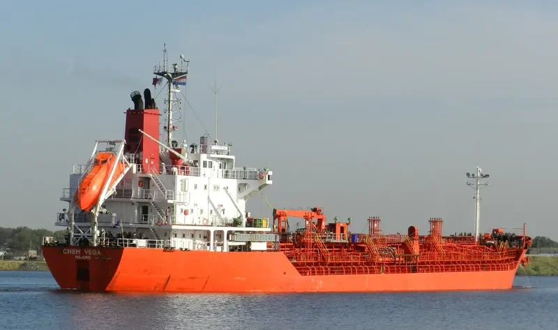 ANGEL 38 Tanker IMO 9175743 photo 9