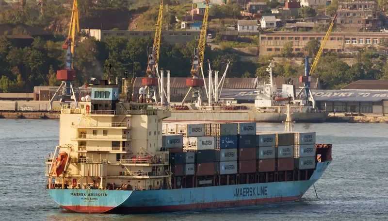 MAERSK ABERDEEN Container Ship IMO 9175793 photo 2