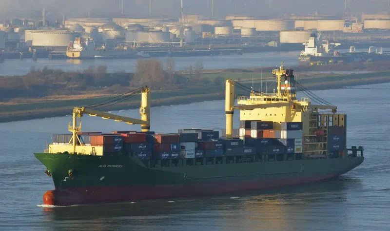 SPIRIT OF CAPE TOWN Container Ship IMO 9178290 photo 3