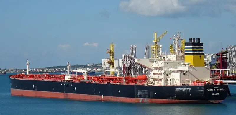 EVEREST Tanker IMO 9180126 photo 5