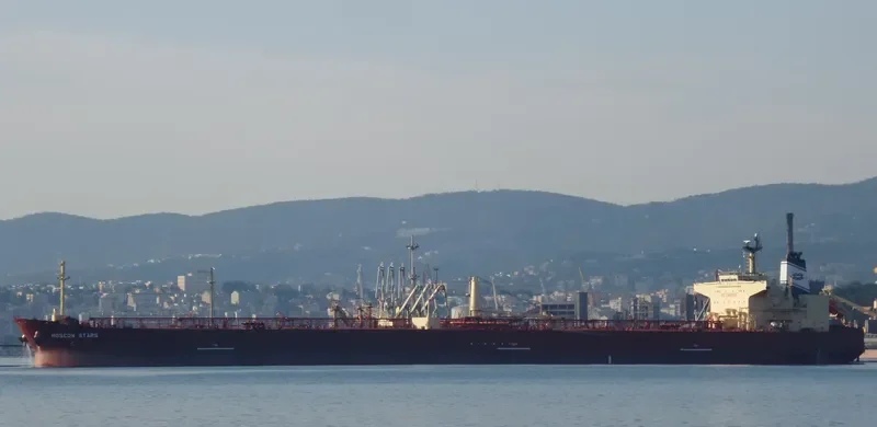 W STARS Tanker IMO 9180267 photo 3