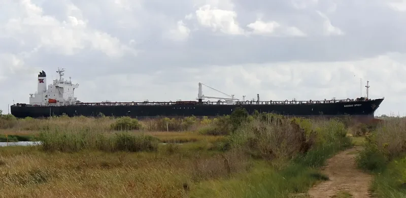 ESCAPADE Tanker IMO 9181534 photo 8