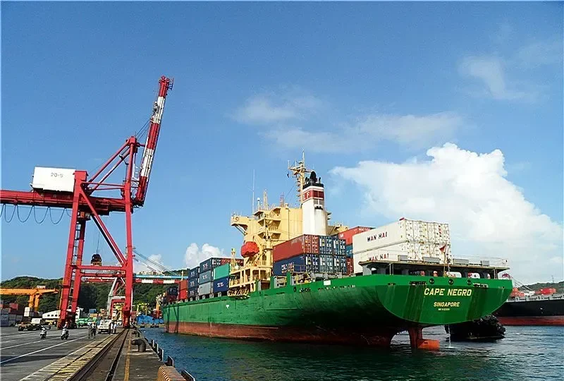 WAN HAI 281 Container Ship IMO 9182019 photo 10
