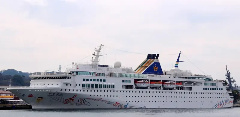 CHINESE TAISHAN Passenger Ship IMO 9183506 photo 4