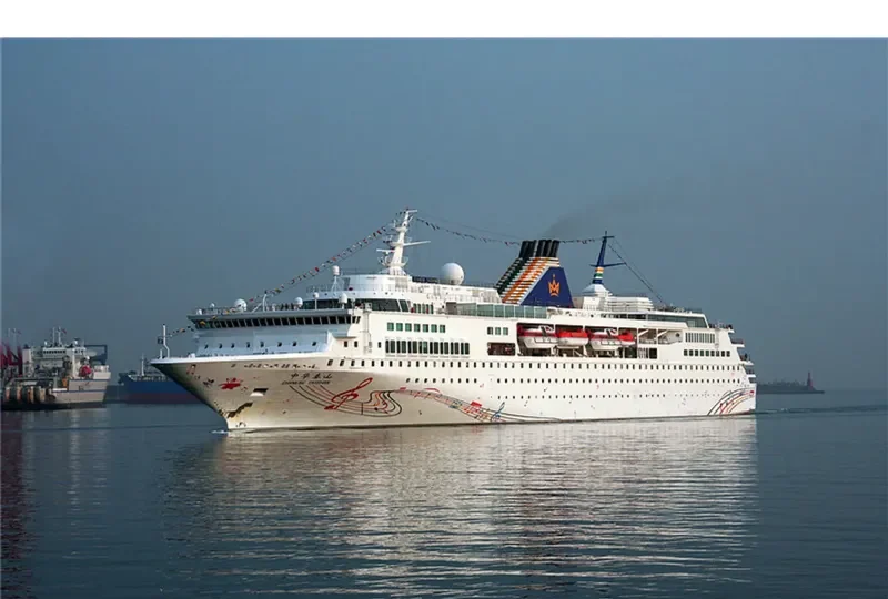 CHINESE TAISHAN Passenger Ship IMO 9183506 photo 10