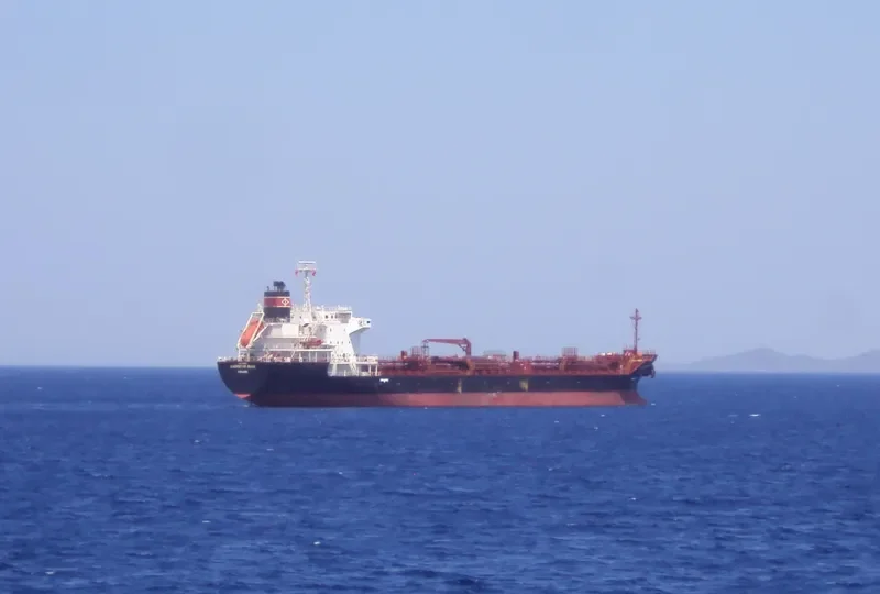 AU TAURUS Tanker IMO 9185877 photo 9