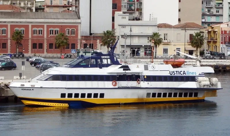 ADRIANA M. General Cargo IMO 9186106 photo 2