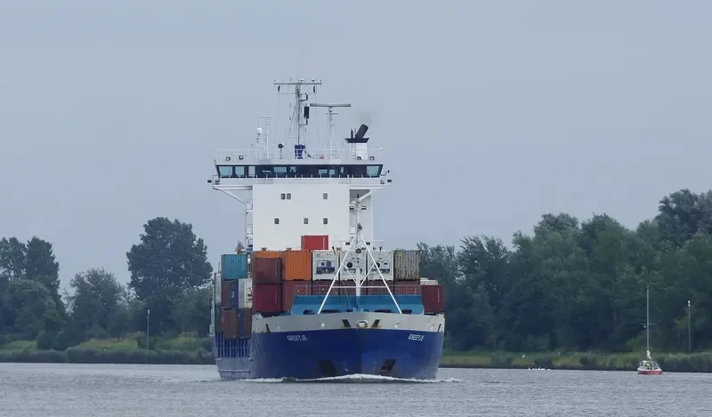 GREETJE Container Ship IMO 9186388 photo 8