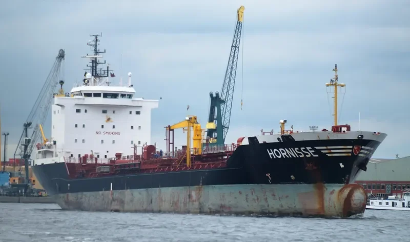 AL AMAL AL SAUDI Tanker IMO 9186728 photo 7