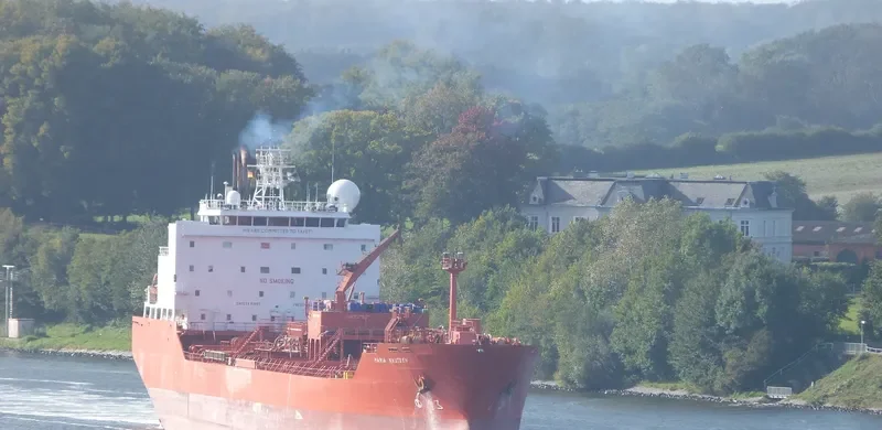 SC HONGKONG Tanker IMO 9187904 photo 9