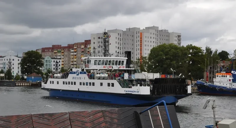 BIELIK I Ro-Ro IMO 9187980 photo 3