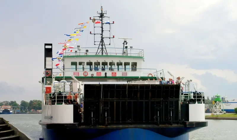 BIELIK II Ro-Ro IMO 9187992 photo 9